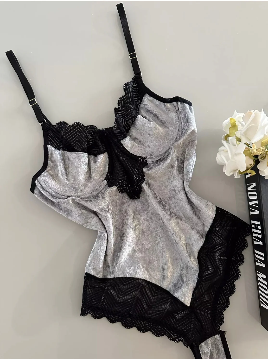 Body Luxuoso veludo - Imagem 2